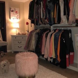 Meet your Posher, Leslie